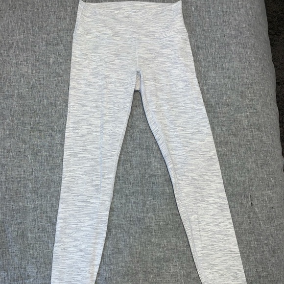 Lululemon High rise 28” wunder under leggings - Picture 5 of 7